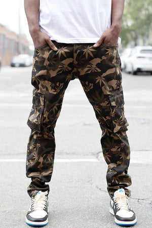 Camo Leaf Cargo Pocket Pant