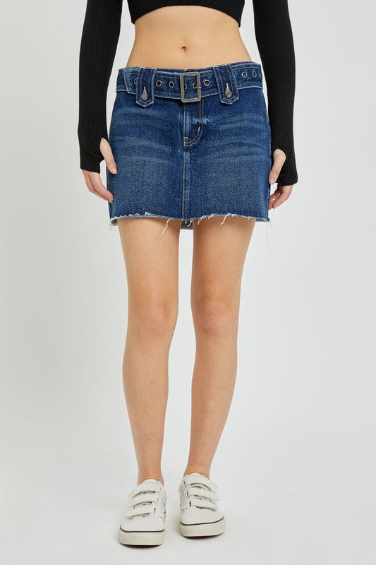 Wide Self Buckle Belt Mini Skirt