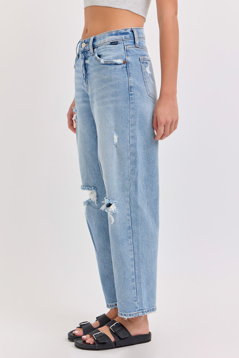 Mid Rise Baggy Dad Jean Light Wash