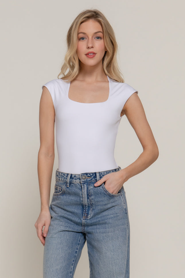Short Sleeve Scoop Nk Bodysuit
