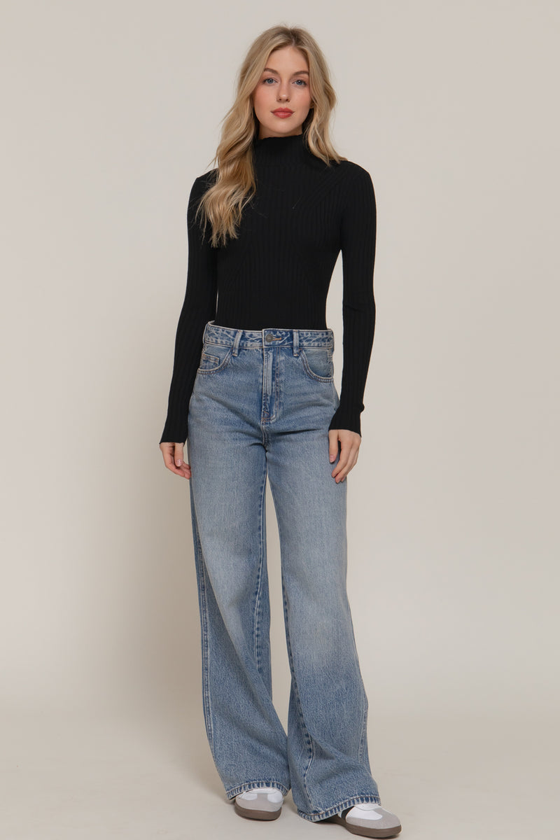 Long Sleeve Design Knit T-Neck Bodysuit
