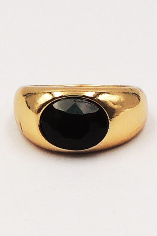 Oval Glass Classic Ring
